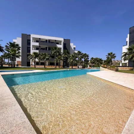 Costa La Torrevieja - Ground Floor, 2 Bedrooms, Outdoor Pool, Orihuela Costa Dehesa de Campoamor (Orihuela Costa)